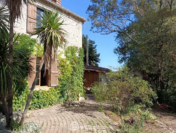 Demeure 315 m² à Vic-Fezensac 32190