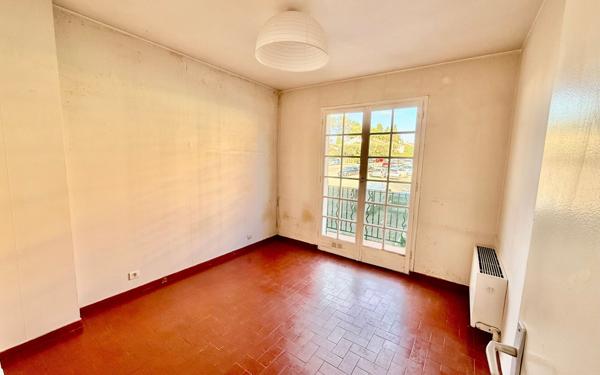 Maison à vendre    5 pièces • 105,48 m2 Villeneuve-Loubet