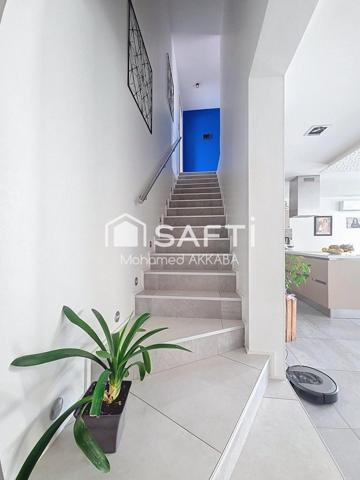 Maison semi mitoyenne 5 pièces 115M2