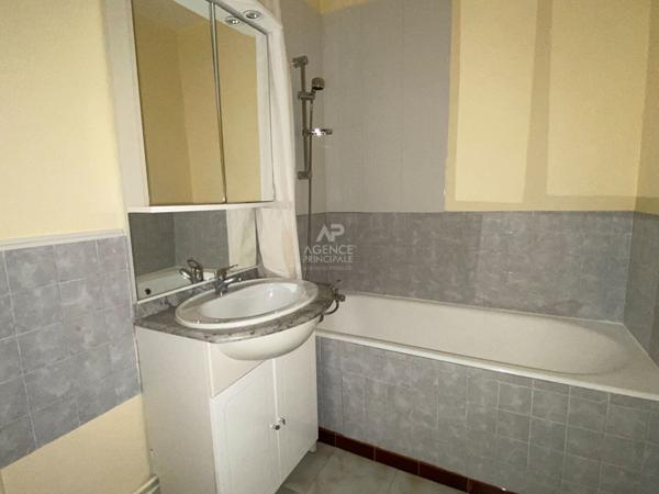 Appartement Nanterre 2 pièce(s) 39 m2 €245 000 ** - Référence 15052