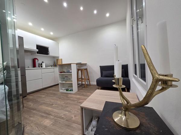 (92) Boulogne Billancourt - Grand studio d'environ 30 m²