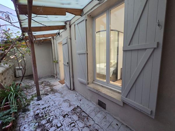 (92) Boulogne Billancourt - Grand studio d'environ 30 m²