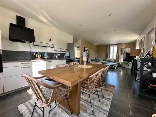 Appartement de 67 m² avec jardin privatif, cave et parking