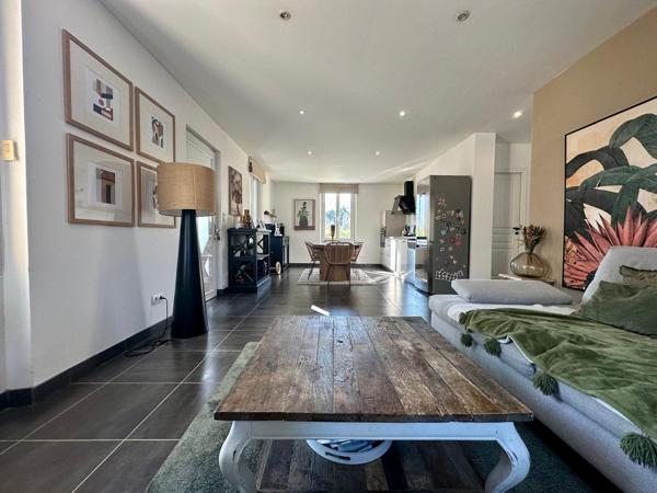 Appartement de 67 m² avec jardin privatif, cave et parking