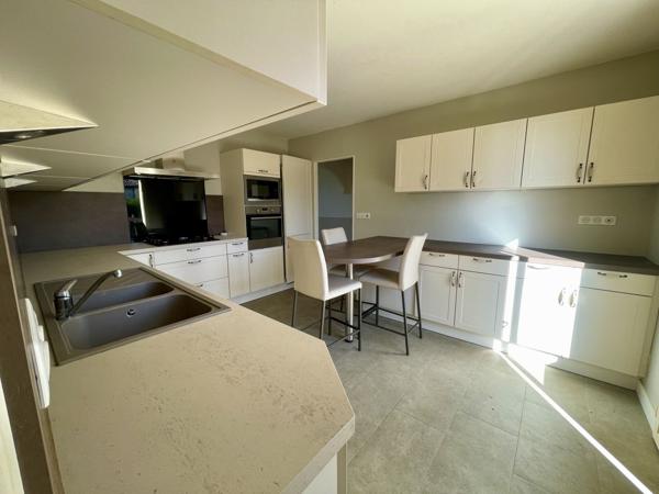 Maison 7 pièces - 210 m²