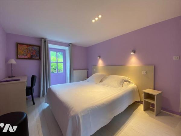 MANDAILLES-SAINT-JULIEN (CANTAL)