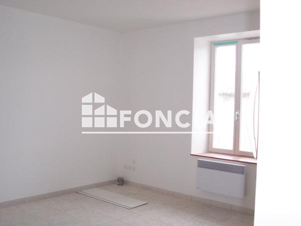 Location Appartement 2 pièces 35.5 m² - RUE DES PINS Bezouce 30320