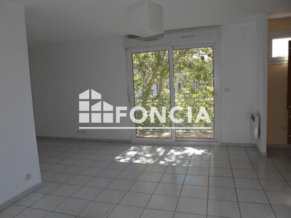 Location Appartement 3 pièces 59.21 m² - 5/7 ALLEE CORBIERE Castres 81100