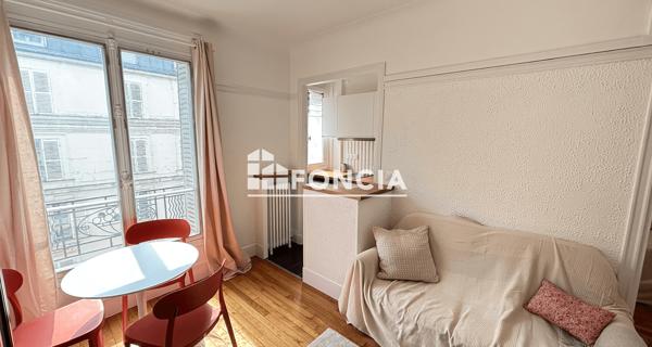 Location Appartement meublé 2 pièces 30.35 m² - Paris 75018