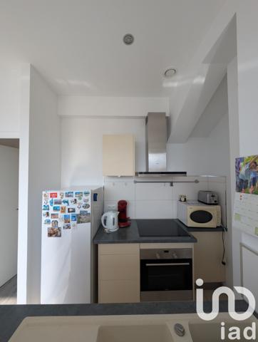 Appartement 2 pièces de 33 m² à Saint-Quentin (02100)