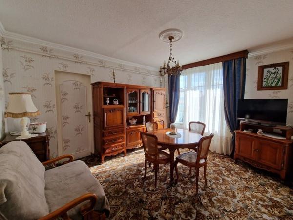 Appartement à vendre |  Tours |  4 pièces | 58,6 m²