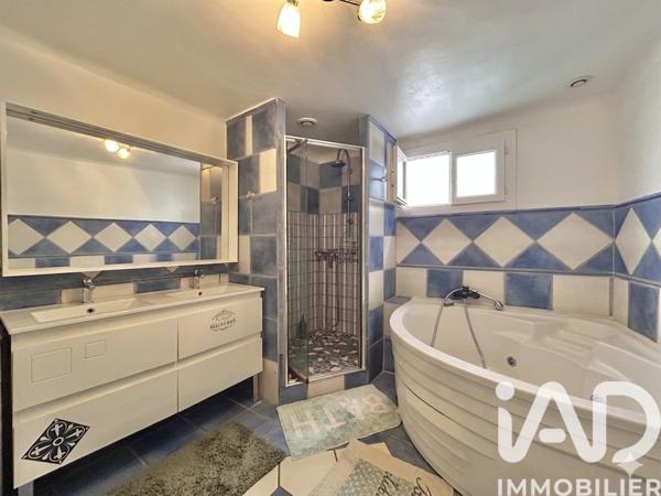 Maison à vendre 4 pièces 88,5 m² Gallargues-le-Montueux