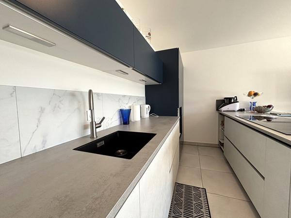 Magnifique appartement récent en dernier étage avec terrasse et vue dégagée en plein coeur de Voglans
