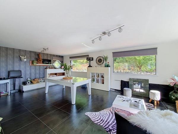 INZINZAC- LOCHRIST : Maison contemporaine de 2007 avec jardin, suite parentale et géothermie
