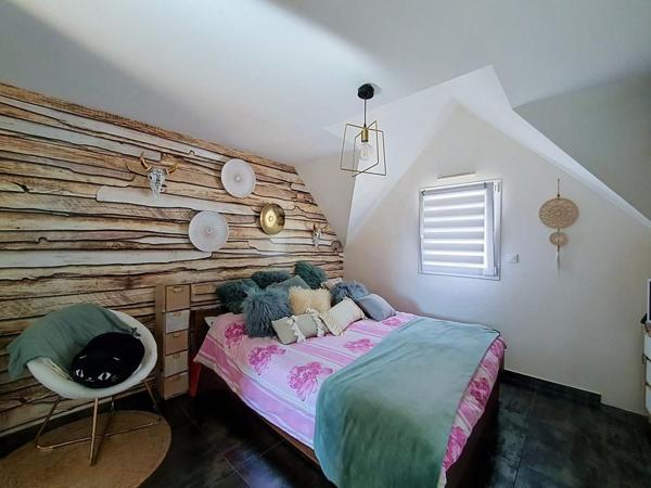 INZINZAC- LOCHRIST : Maison contemporaine de 2007 avec jardin, suite parentale et géothermie