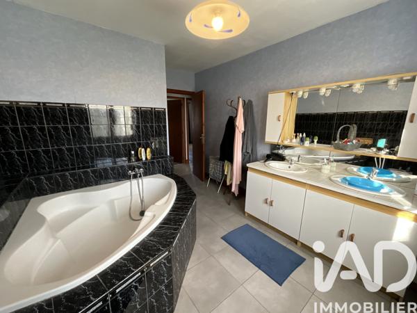 Maison à vendre 5 pièces 145 m² Iteuil