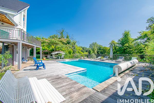 Maison à vendre 10 pièces 233 m² Ussac