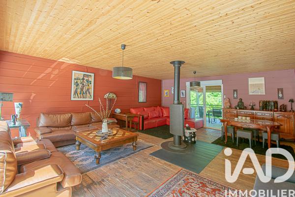 Maison à vendre 10 pièces 233 m² Ussac