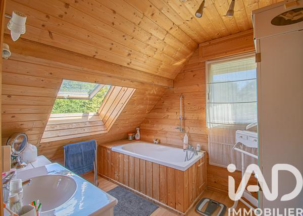 Maison à vendre 10 pièces 233 m² Ussac