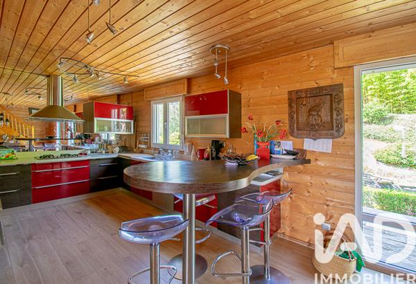 Maison à vendre 10 pièces 233 m² Ussac