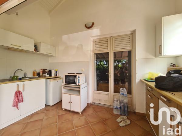 Maison traditionnelle 3 pièces de 87 m² à Sainte-Anne (97180)