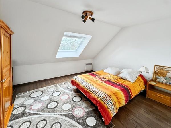 MAISON INDIVIDUELLE 4 CHAMBRES / À DEUX PAS DE LA GARE DE CESSON & DES ÉCOLES