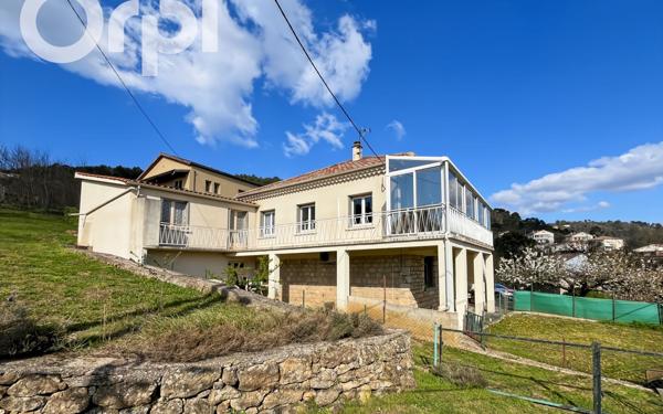 Maison à vendre    6 pièces •  Labégude