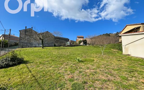 Maison à vendre    6 pièces •  Labégude