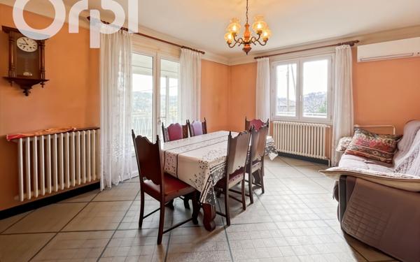 Maison à vendre    6 pièces •  Labégude