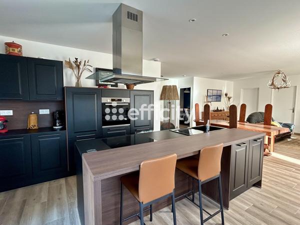 Maison 7 pièces - 137 m²