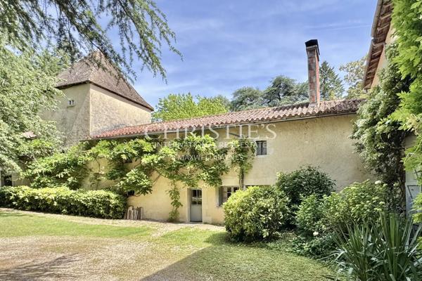 Magnifique Logis du 18ème siècle près d’Angoulême