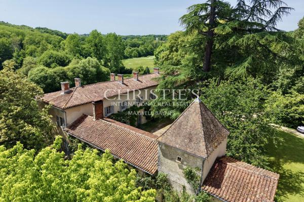 Magnifique Logis du 18ème siècle près d’Angoulême