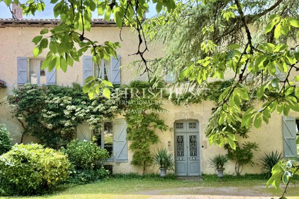 Magnifique Logis du 18ème siècle près d’Angoulême