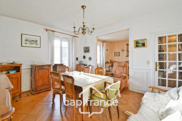 Maison à vendre 12 pièces SAINT GERMAIN DU BOIS (71)