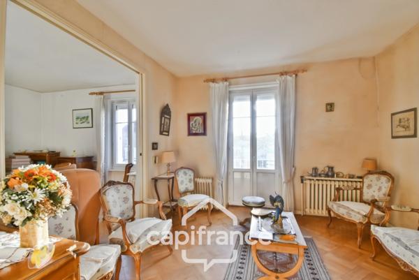 Maison à vendre 12 pièces SAINT GERMAIN DU BOIS (71)