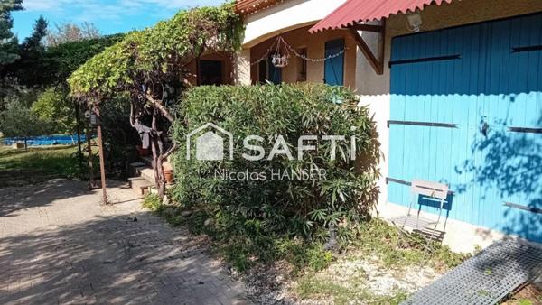 Maison de plain-pied de 123m2 sur un terrain de 2221m2 constructible