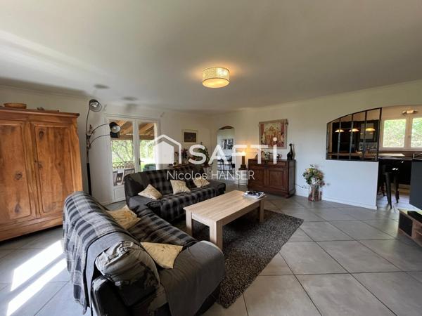 Maison de plain-pied de 123m2 sur un terrain de 2221m2 constructible