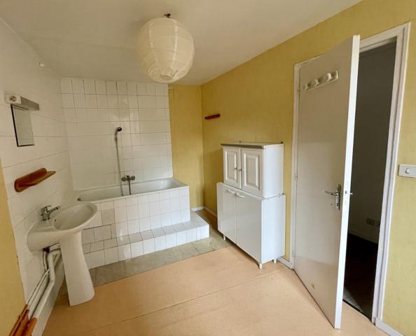 Immeuble à LA SOUTERRAINE (23300)