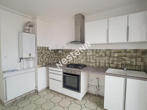 A LOUER - Bel appartement lumineux Secteur Alliés Gendarmerie, 3 chambres