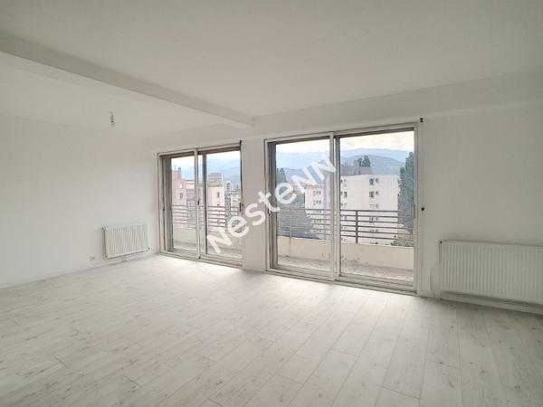 A LOUER - Bel appartement lumineux Secteur Alliés Gendarmerie, 3 chambres