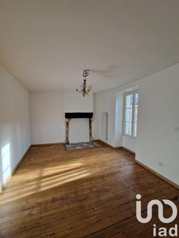 Maison de ville 2 pièces de 65 m² à Châteauroux (36000)