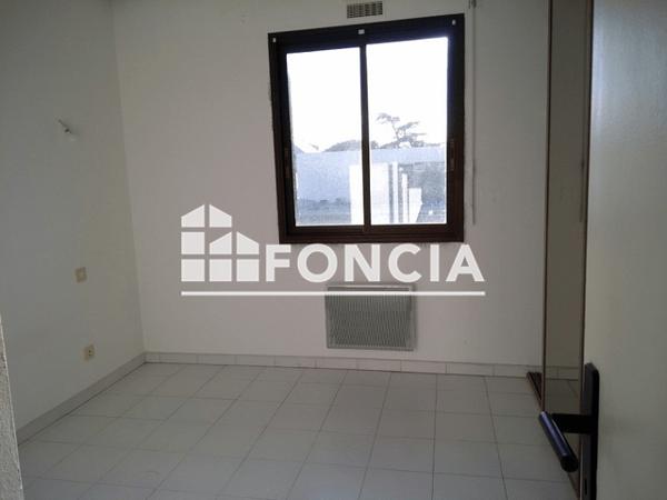 Location Appartement 3 pièces 62.42 m² - 18 RUE DES NOUVELLES ARENES Beziers 34500