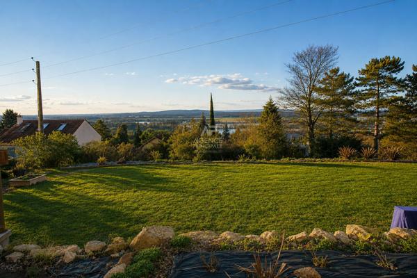 Maison Evecquemont 9 pièce(s) 320 m2 895 000 € **  - Référence  1784