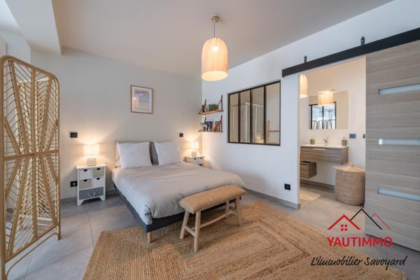 Cranves-Sales (74380) Maison avec piscine, studio et vue, à 10 min de la frontière suisse – Cranves-Sales