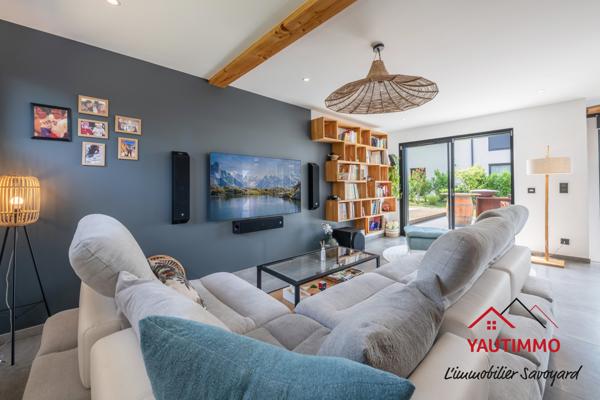 Cranves-Sales (74380) Maison avec piscine, studio et vue, à 10 min de la frontière suisse – Cranves-Sales