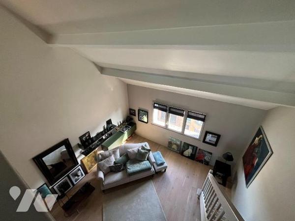 Dunkerque centre ville à proximité de toutes les commodités, superbe appartement en duplex dans...