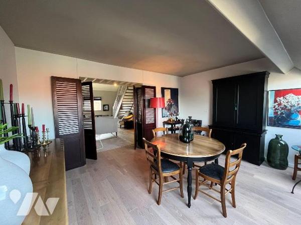 Dunkerque centre ville à proximité de toutes les commodités, superbe appartement en duplex dans...