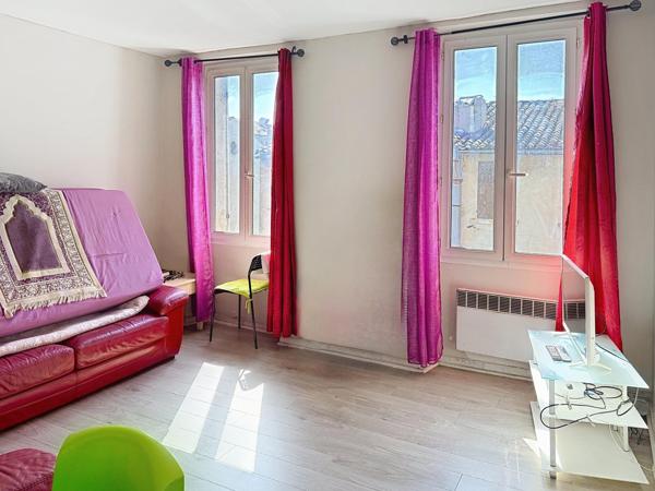 T2 LOUÉ POUR INVESTISSEMENT LOCATIF BD ROMIEU PROX JOLIETTE & TRAM NORD