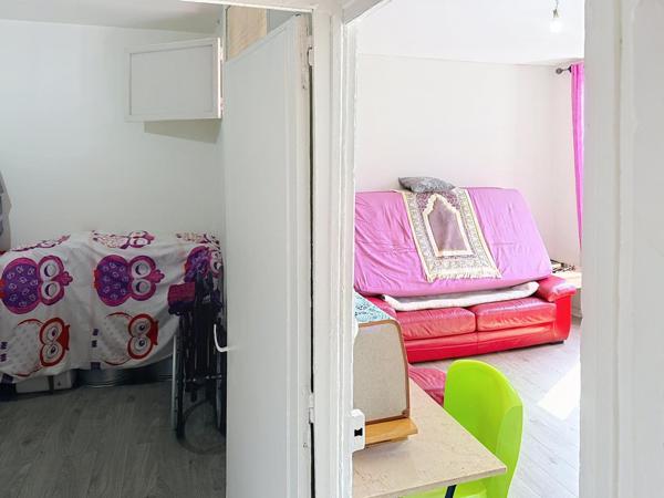 T2 LOUÉ POUR INVESTISSEMENT LOCATIF BD ROMIEU PROX JOLIETTE & TRAM NORD