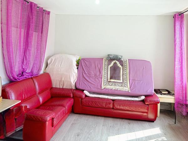 T2 LOUÉ POUR INVESTISSEMENT LOCATIF BD ROMIEU PROX JOLIETTE & TRAM NORD